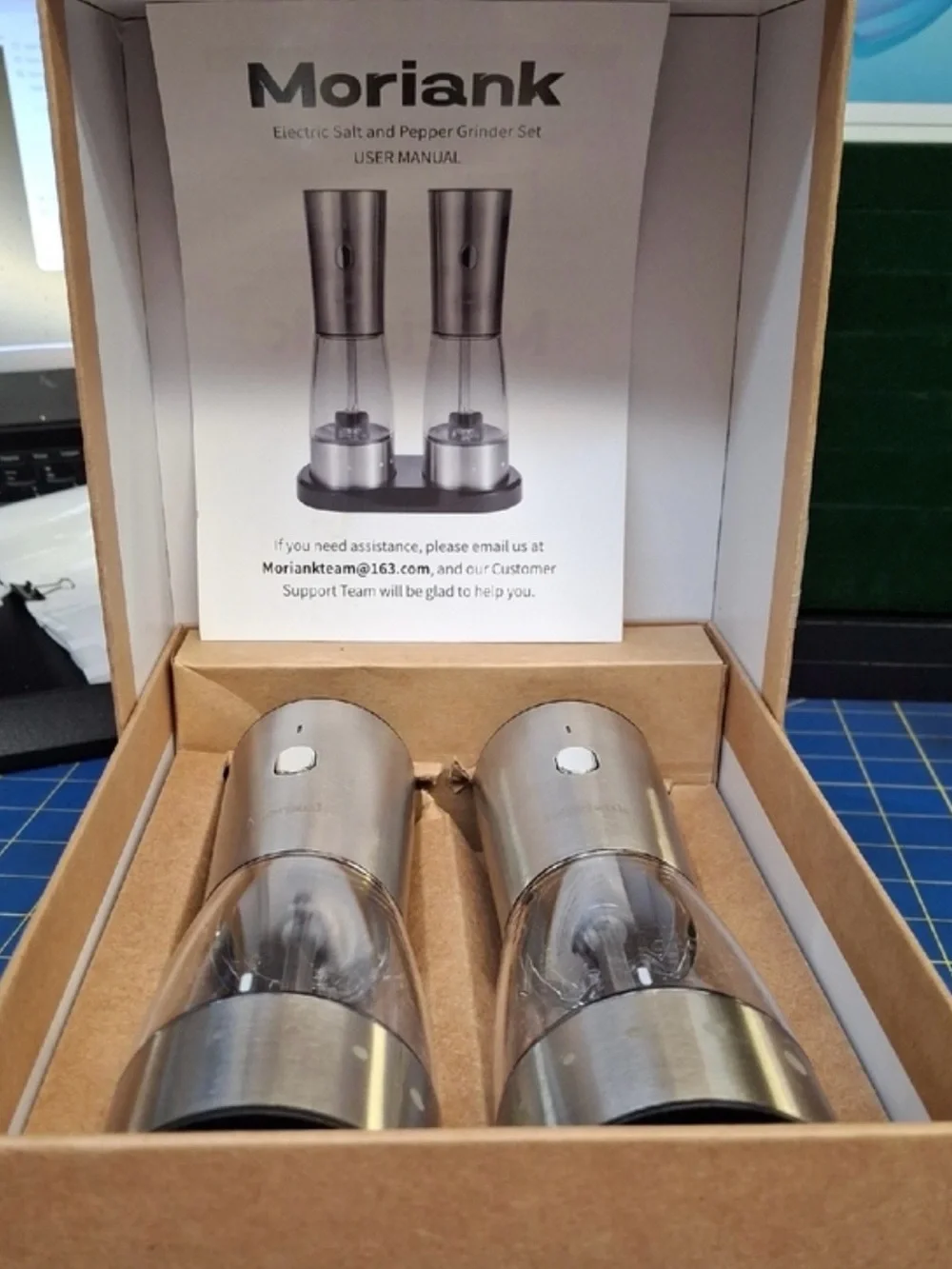 Moriank Electric Salt and Pepper Grinder Set